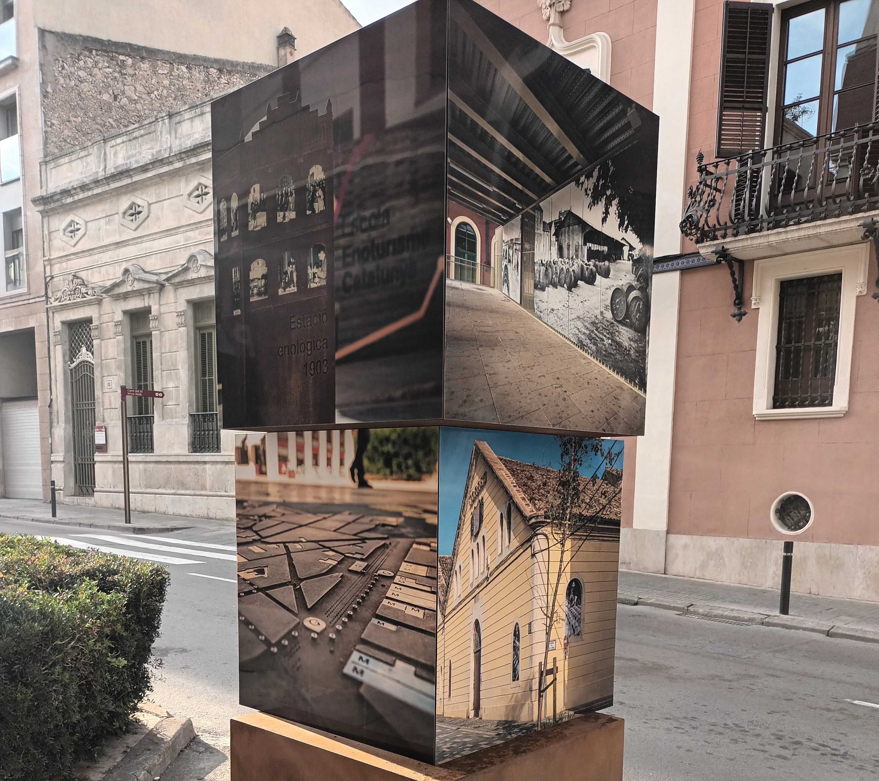 Estació Petjades del Vi. 1