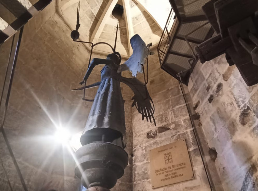 àngel campanar 