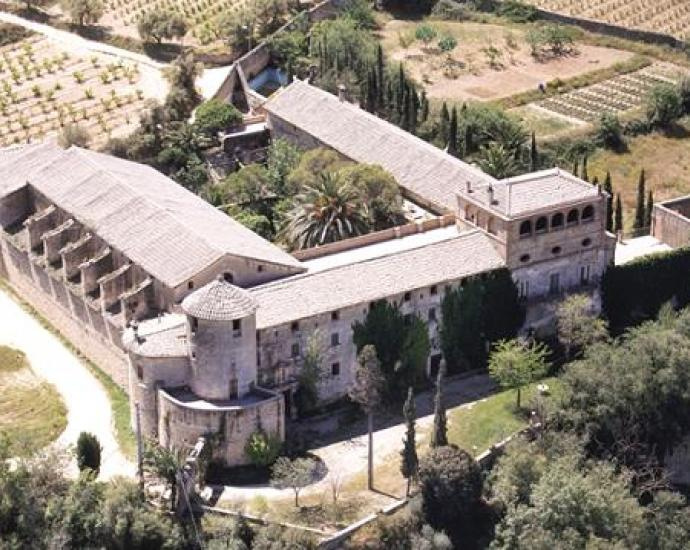 Senderisme al Castell de Penyafort. Parc del Foix